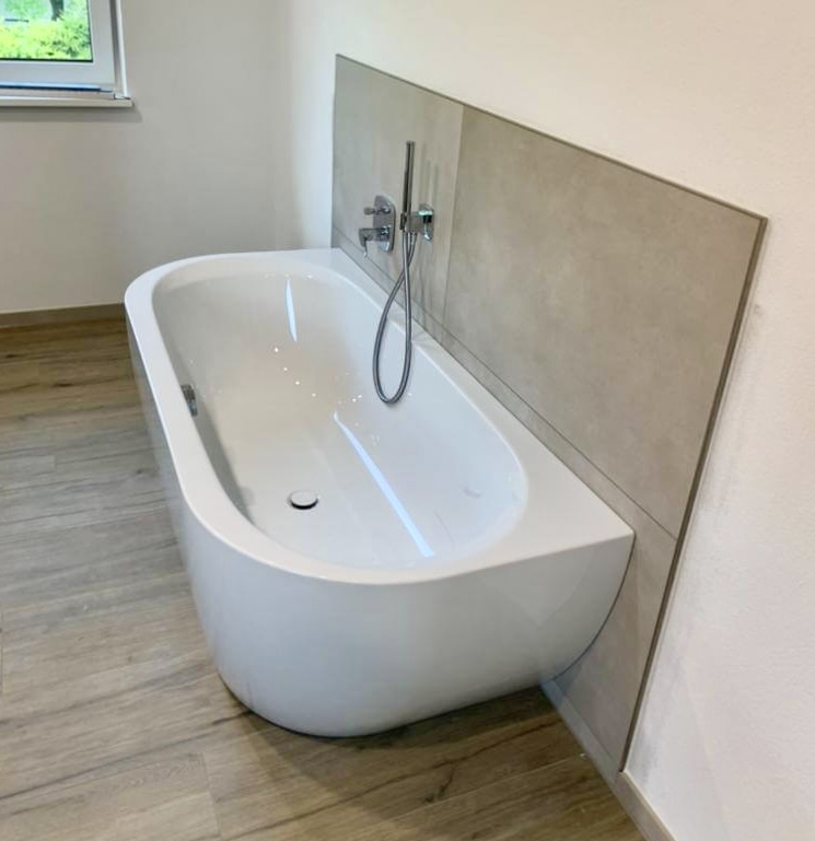 Sanitär Mering, Sanitärtechnik Mering, Haustechnik Mering, Bösl Haustechnik, Badewannenanlagen